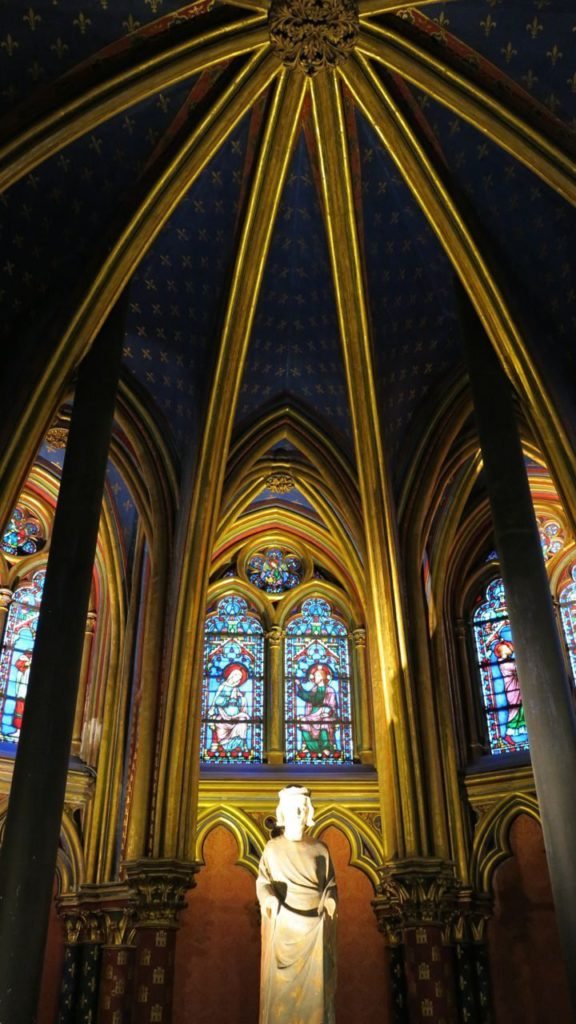 Inside the stunning Saint Chappelle